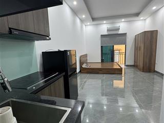 Cho thuê căn hộ 1 ngủ mới ngõ 7 thái hà, dt 35m2, nội thất như ảnh, thang máy, giá 6,5 tr/tháng