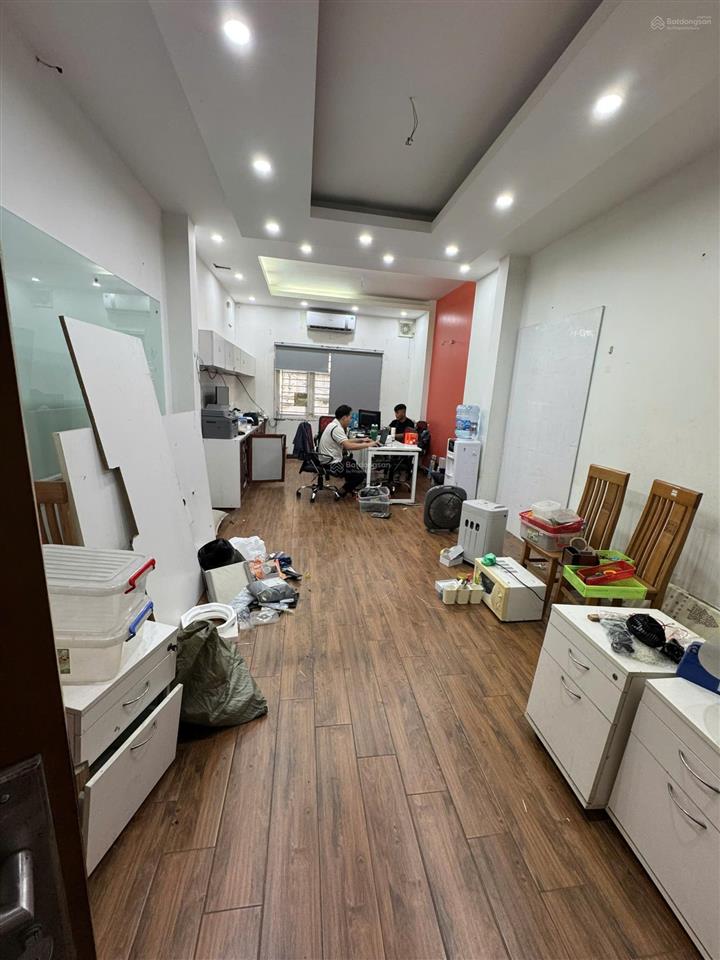 Cho thuê nhà riêng ngõ 511 kim mã, dt 60m² x 4t, mt 5m, nhà mới thông sàn, giá 23tr