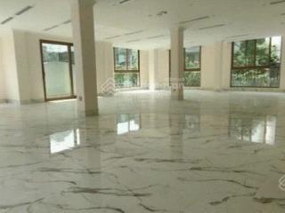 Cho thuê sàn văn phòng ngõ huế dt 100m2, thang máy, hầm để xe, ô tô đỗ cửa, giá 15 triệu