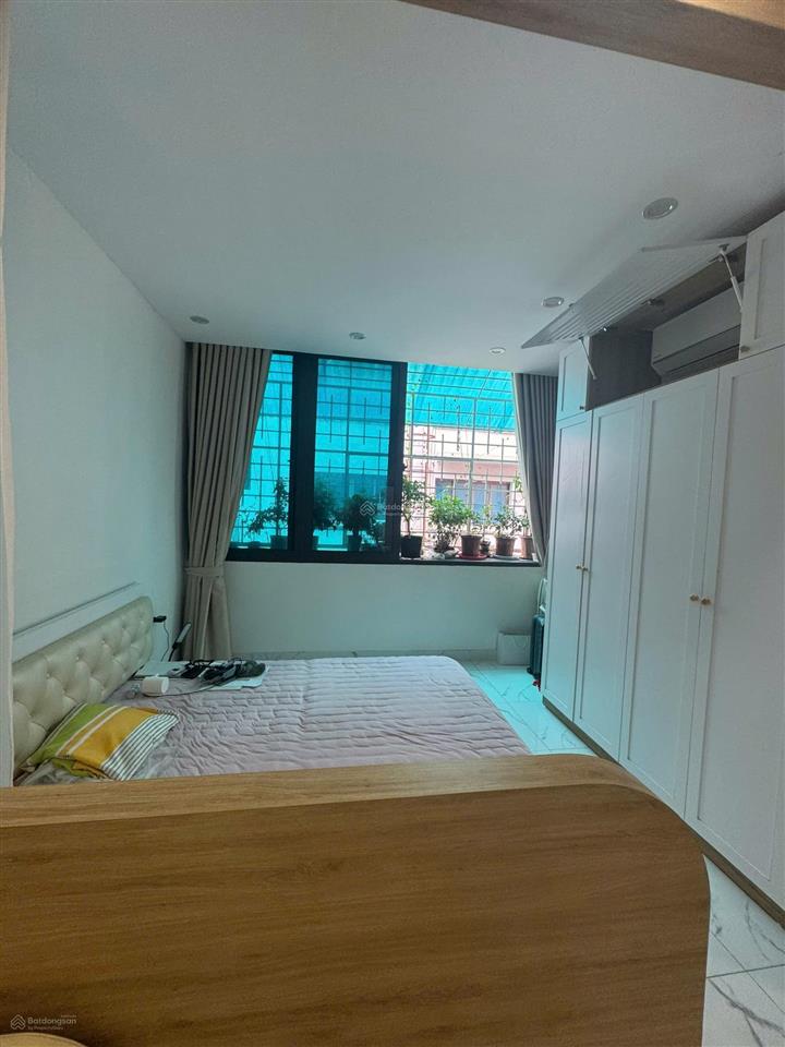 Cho thuê căn hộ tập thể 92 bà triệu, dt 45m2, nội thất mới 100% như ảnh, giá 7tr