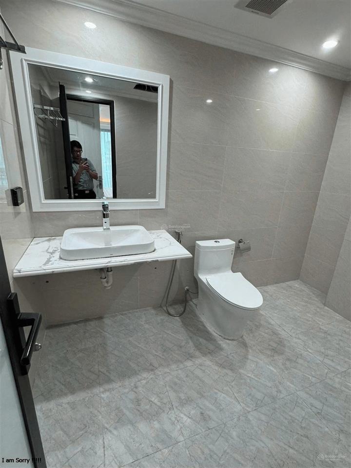 Cho thuê căn hộ tập thể 92 bà triệu, dt 45m2, nội thất mới 100% như ảnh, giá 7tr