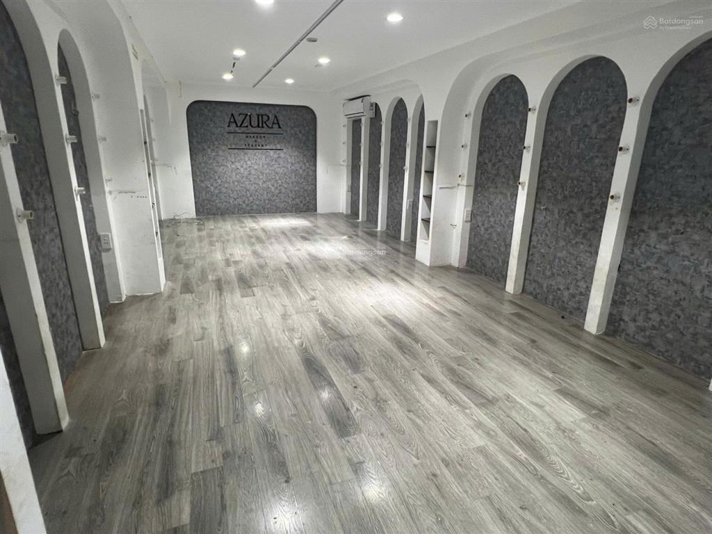 Cho thuê nhà ngõ 1d trần quang diệu dt 50m2 x 3 tầng, mt 5m, nhà mới, thang máy, giá 19 tr/th