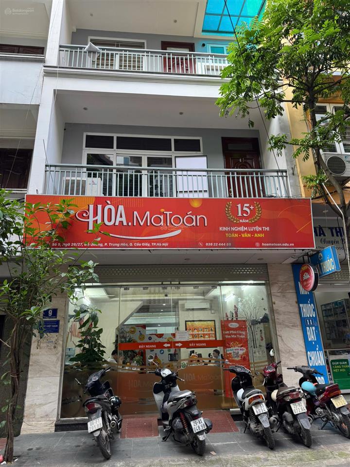 Cho thuê nhà mặt phố mai anh tuấn, dt 50m2 x 2t, mt 5m, thông sàn, giá thuê tầng một 15tr/tháng