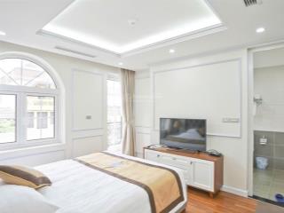 Cho thuê căn hộ 2 ngủ, đẹp nhất phố nguyễn du, dt 90m2, nội thất như ảnh, giá 17 triệu/tháng