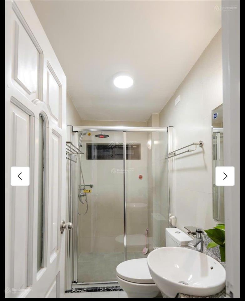 Cho thuê nhà riêng ngõ 219 bồ đề, dt 60m2 x 4t, mt 7m, sân vườn 140m2, nhà mới như ảnh, giá 28 tr
