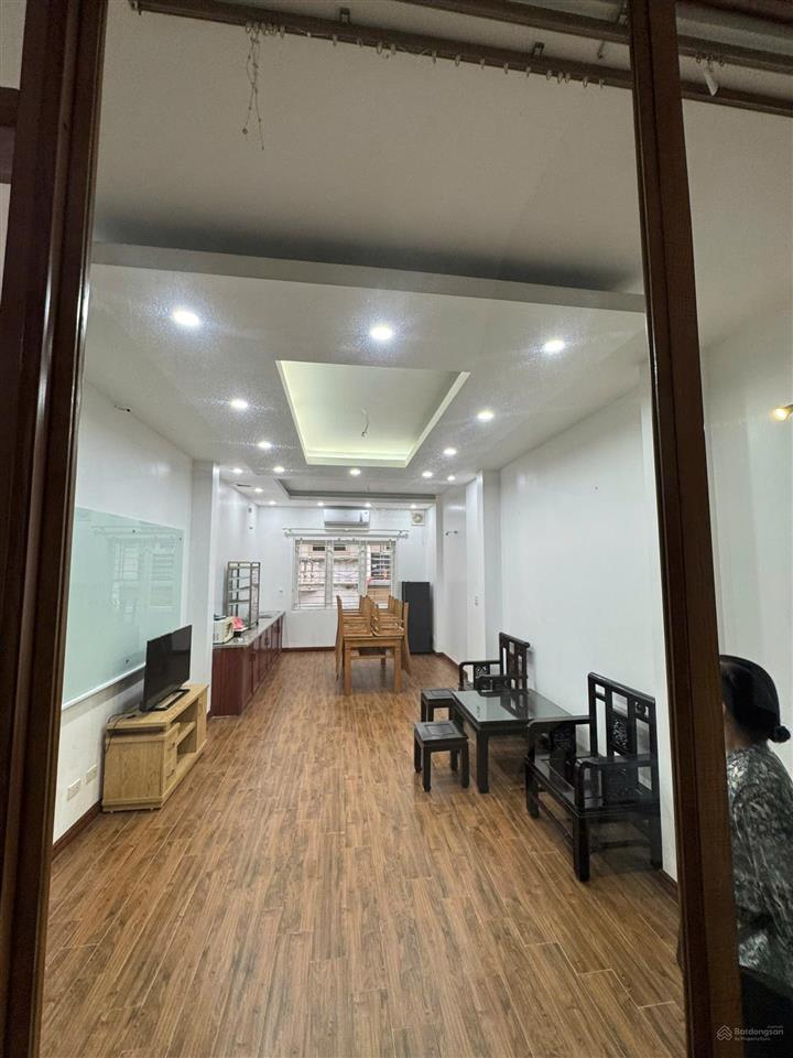 Cho thuê nhà riêng ngõ 511 kim mã, dt 60m2 x 4,5t, mt 5m, nhà mới thông sàn, giá 25tr/th