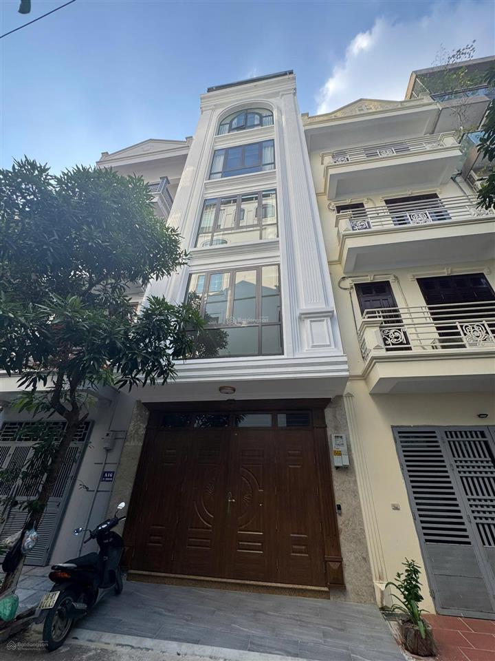 Cho thuê nhà mặt phố thanh bình, mỗ lao, hà đông dt 80m2 x 2 tầng, mt 6m, thang máy, giá 15 tr/th