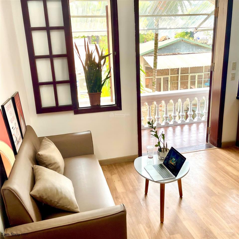 Cho thuê căn hộ 1 ngủ, 220 phố bà triệu, dt 40m2, nội thất như ảnh, 8 triệu/tháng
