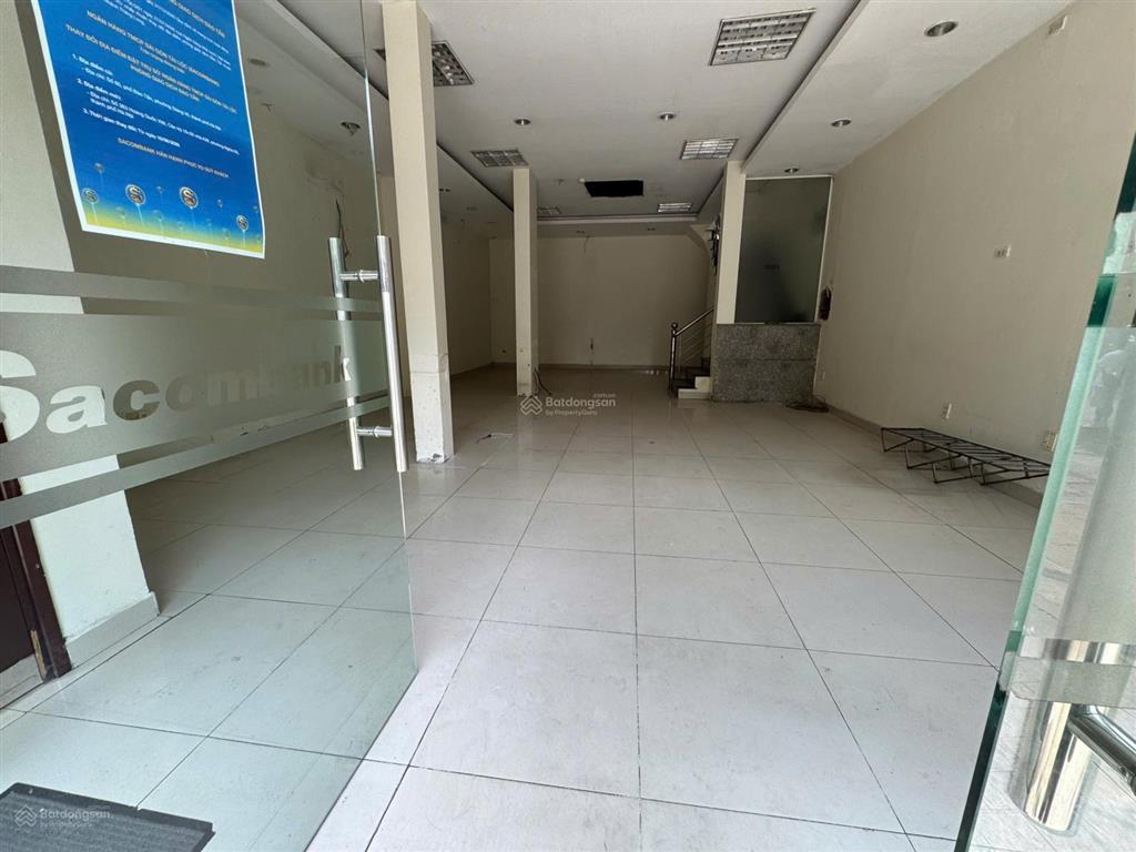 Cho thuê nhà mặt phố đào tấn dt 80m2 x 5 tầng, mt 7m, vị trí đẹp phố, giá 85 tr/th