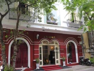 Mặt bằng hiếm cho thương hiệu luxury mặt phố nguyễn gia thiều mặt tiền 11m  dt 132m2 x 3 tầng