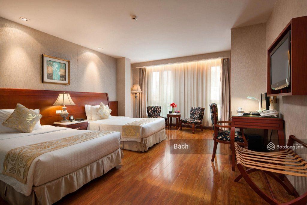 Cho thuê khách sạn mặt phố bùi thị xuân  31 phòng  full đồ  vào vận hành ngay