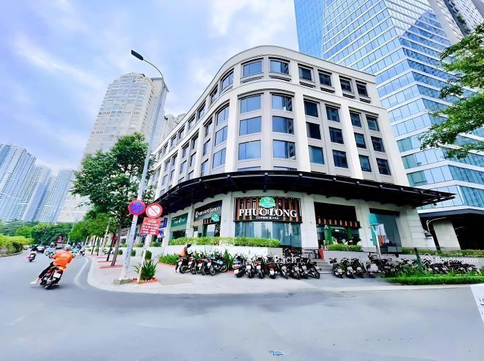 Cho thuê mbkd mặt phố thợ nhuộm, q. hk  dt 110m2, 2 tầng  mt 12m  gần ngã tư.  0886 248 ***