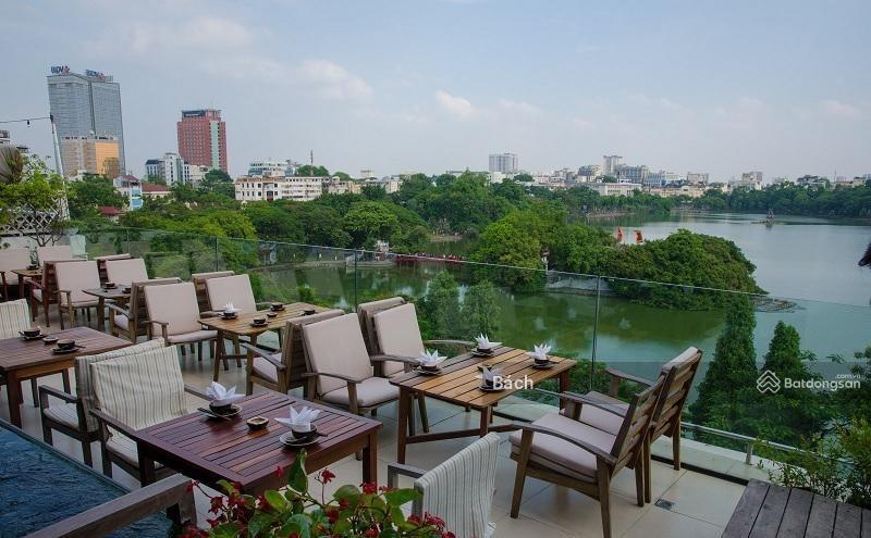 Nổi bật view hồ gươm  phố đinh tiên hoàng  xem trọn pháo hoa  không có căn thứ 2  dt 1200m2