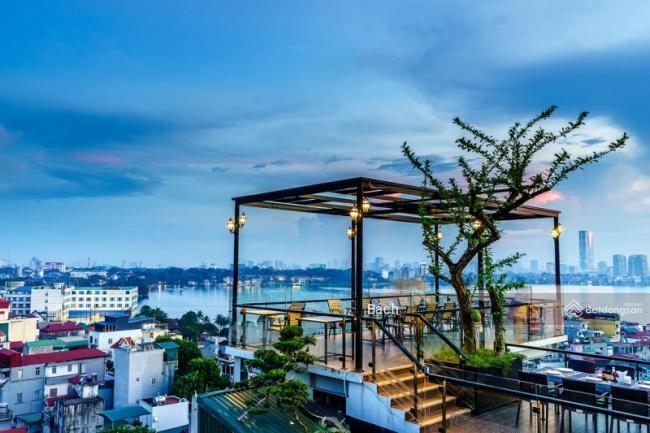 Nổi bật view hồ gươm  phố đinh tiên hoàng  xem trọn pháo hoa  không có căn thứ 2  dt 1200m2