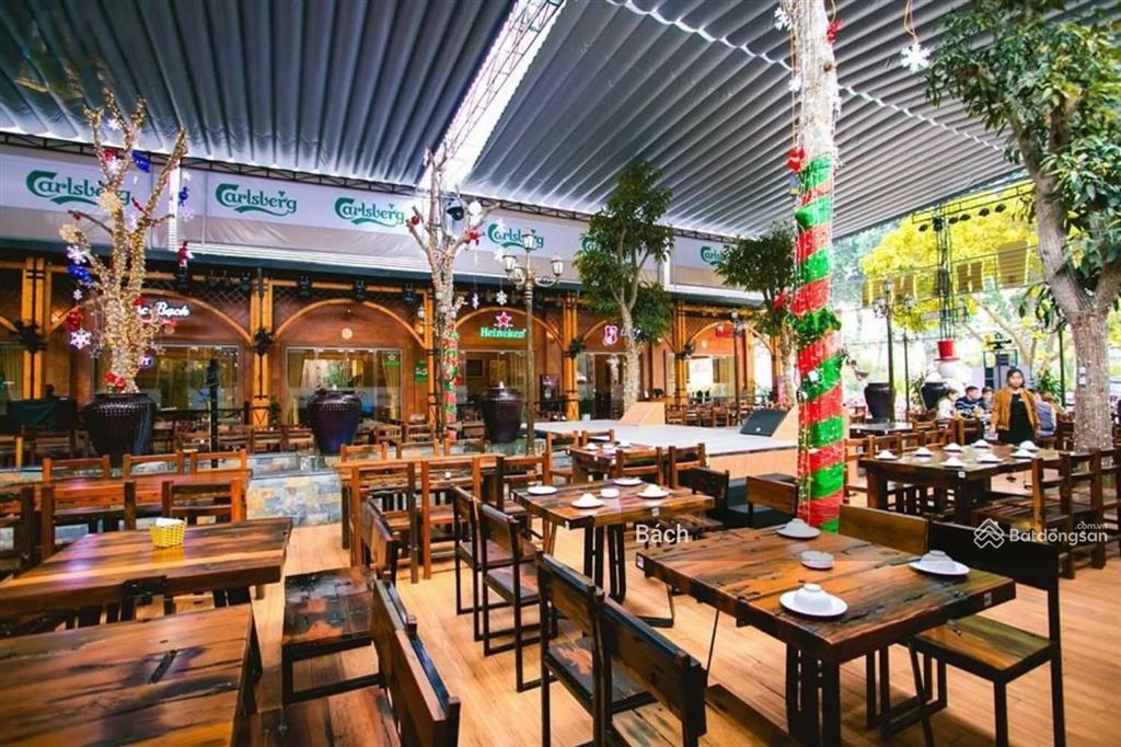 Cho thuê biệt thự kđt văn phú, kiến hưng  dt 650m2, mt 30m, xây dựng 2 tầng có sân vườn rộng