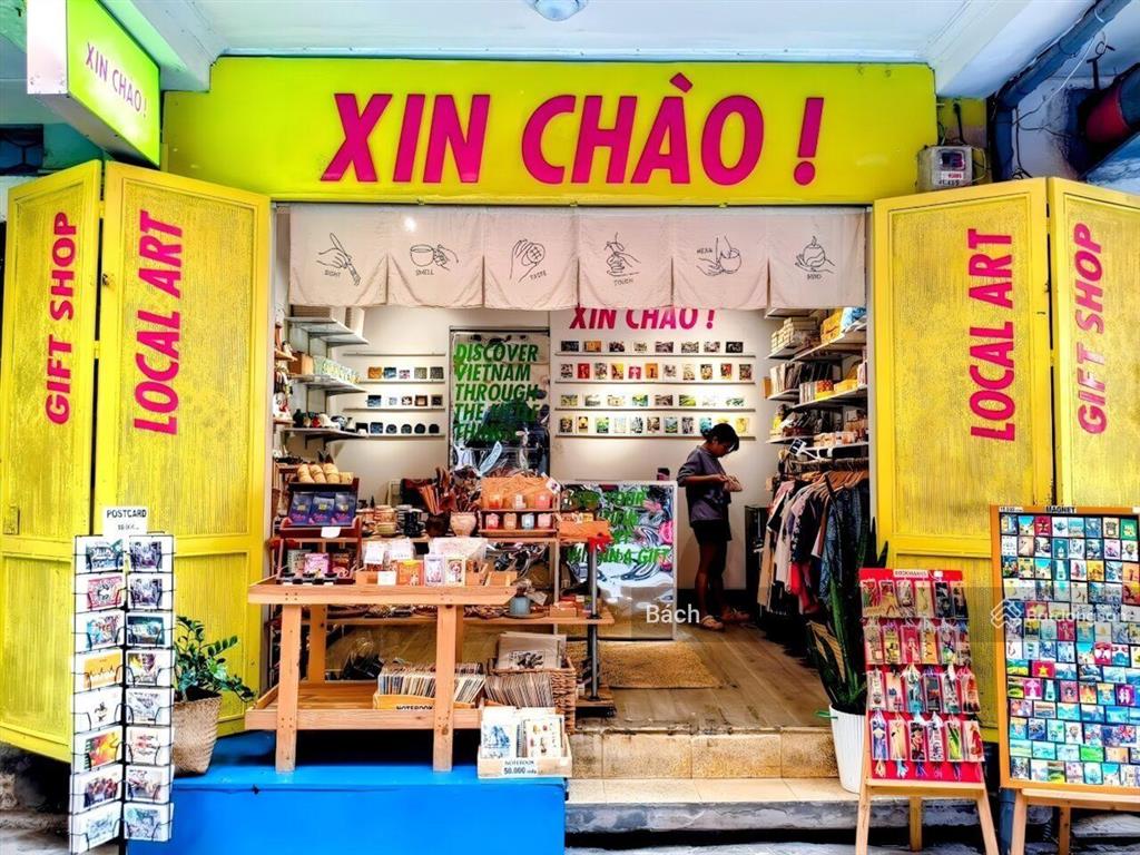 Cho thuê cửa hàng mặt phố lý quốc sư, 50m2, mt 5m, gần nhà thờ, ưu tiên khách chuỗi.  0886 248 ***