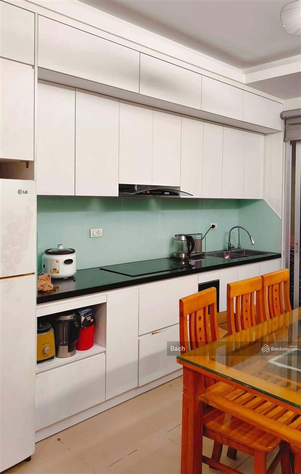 Chính chủ cho thuê căn hộ sunrise 3b, dt 80m2, 2 ngủ  đầy đủ đồ  đối diện vinhome riverside