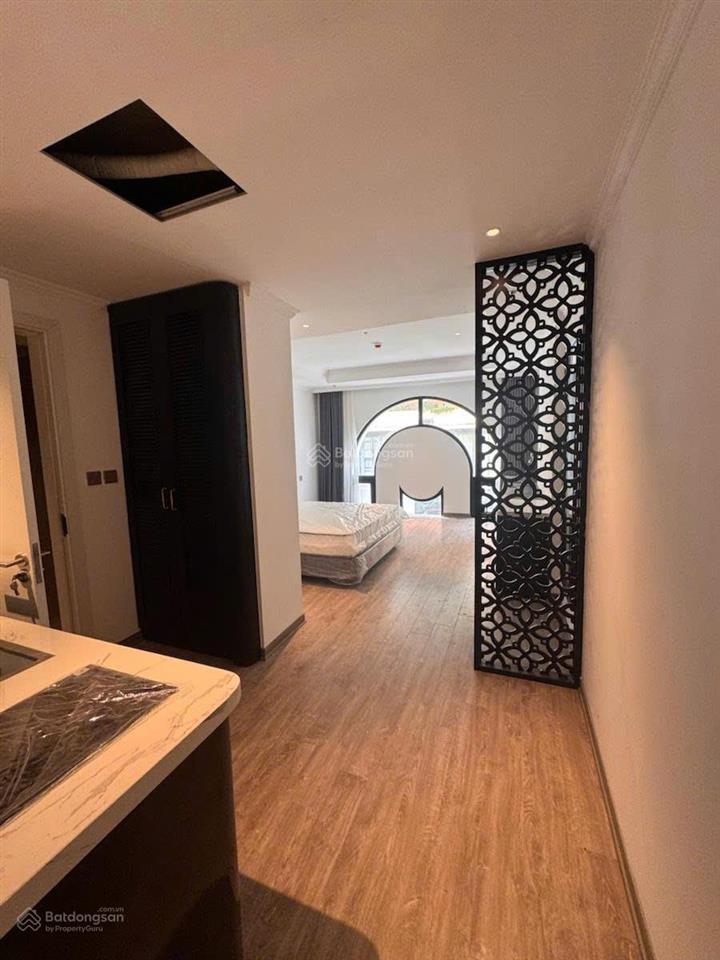 Cho thuê khách sạn 21 phòng xây mới quận ba đình  full đồ  vận hành ngay.  0886 248 ***