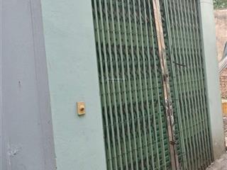 Chỉ 5,9tỷ 34m2  bán gấp nhà ngay sau chung cư victoria văn phú, đối diện tháp đồng hồ hà đông.