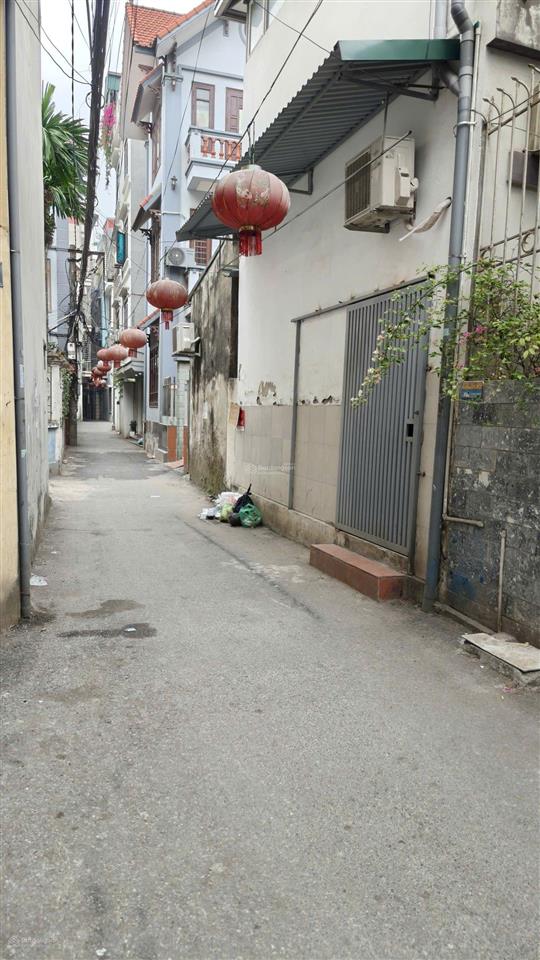 Bán rất gấp, chỉ hơn 6 tỷ, 5 tầng phố lụa vạn phúc, gần ngay mặt phố ngô thì sỹ, tố hữu, hà đông,