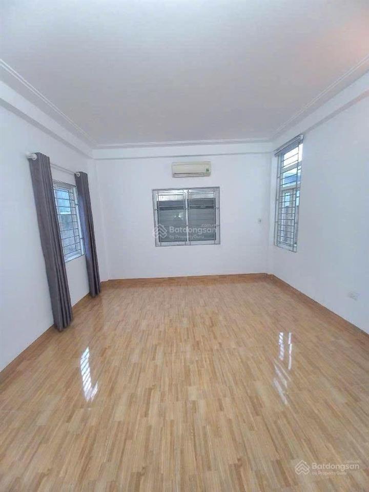 Bán nhà ngay kdt văn quán, 7,45tỷ nhà 5 tầng full nội thất. hưởng trọn tiện ích phố nguyễn khuyến,