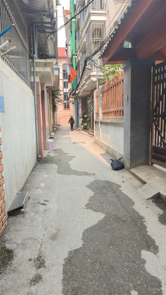 Bán nhà phố lụa, vạn phúc, hà đông, sổ đỏ 44m2 lô góc ô tô sát bên nhà 7,xtỷ, hàng đầu tư nét