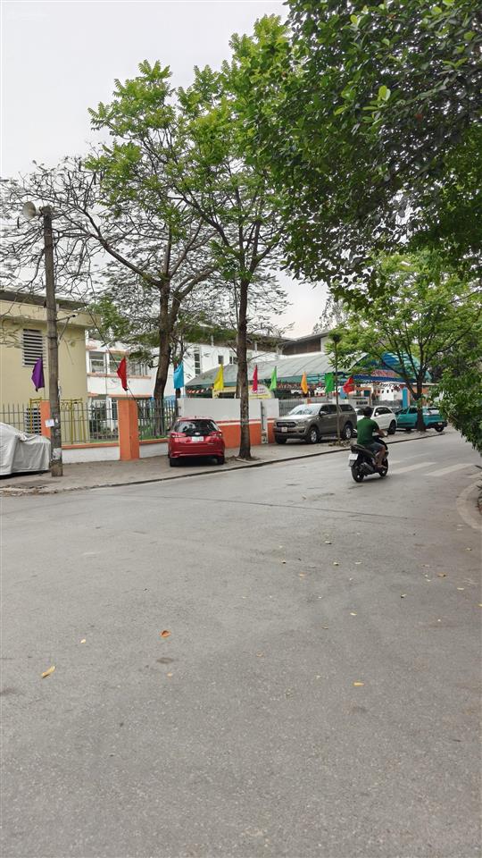 Bán liền kề văn phú 18,99 tỷ, 6 tầng thang máy rẻ đẹp nhất kdt văn phú, cạnh ngay lacasta hà đông