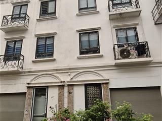 Bán liền kề lacasta văn phú  tây tứ trạch, không lỗi phong thủy, không bốt điện  73m2  23tỷ