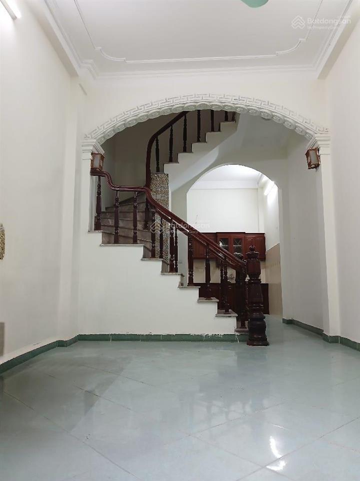 Bán nhà f0 xa laphùng hưng, hà đông, chỉ 7,3 tỷ 36/40m2 dân xây, ngõ xe ba gác, sát kdt xa la .