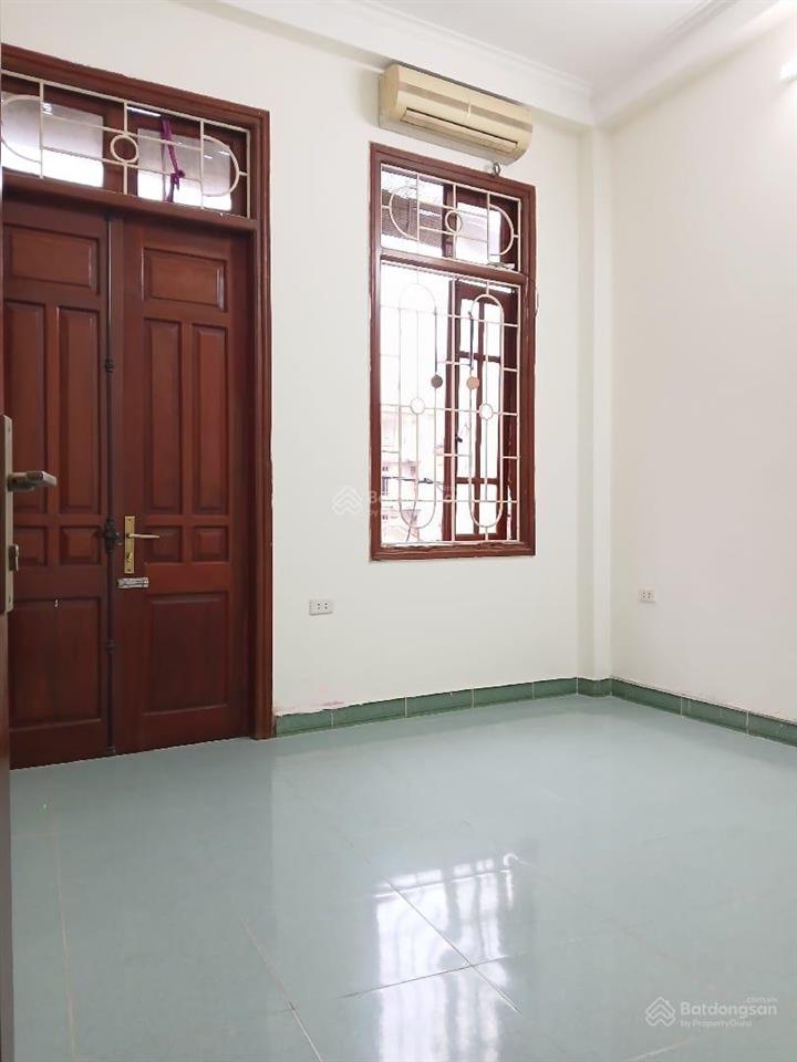 Bán nhà f0 xa laphùng hưng, hà đông, chỉ 7,3 tỷ 36/40m2 dân xây, ngõ xe ba gác, sát kdt xa la .