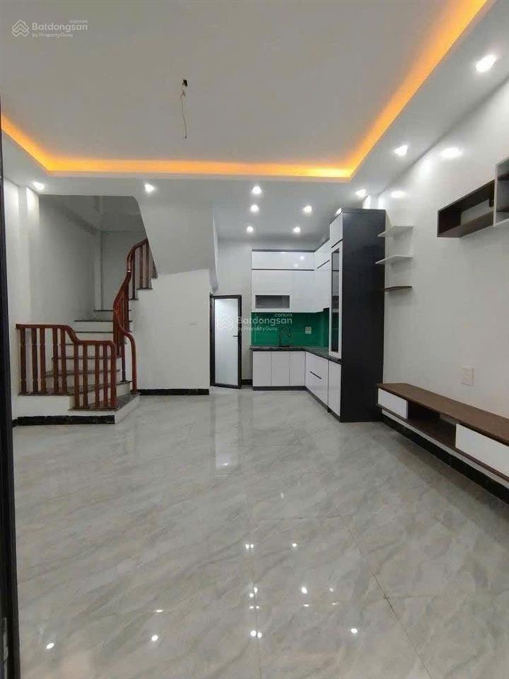 Bán nhà vị trí vàng phố lụa, vạn phúc  5t mới, ô tô qua cửa, rộng thoáng, ngay bưu điện hà đông,8