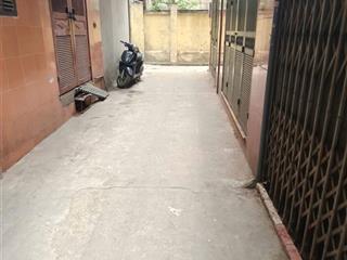 Bán nhà pl tô hiệu, hà đông, sổ 36m2 hai mặt thoáng, ô tô lùi cửa,hàng f0giá đầu tư hơn 7 tỷ
