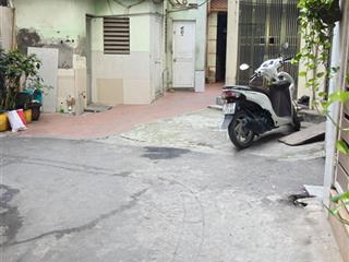 Bán nhà 51m2, cạnh sân bóng lê hồng phong, đối diện bưu điện hà đông chỉ 7,45tỷ, 10m ra trục chính