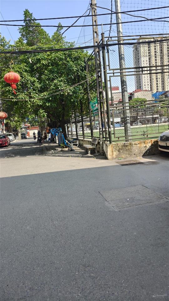 Bán nhà 51m2, cạnh sân bóng lê hồng phong, đối diện bưu điện hà đông chỉ 7,45tỷ, 10m ra trục chính