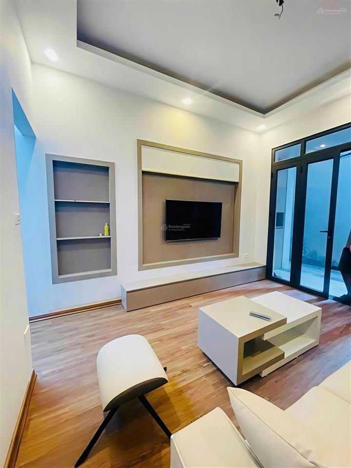Bán nhà 6,9tỷ ngõ ngay mặt phố phan đình giót, gần ga quang trung, hà đông, 4 tầng x 31m2.