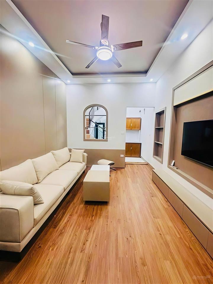 Bán nhà 6,9tỷ ngõ ngay mặt phố phan đình giót, gần ga quang trung, hà đông, 4 tầng x 31m2.