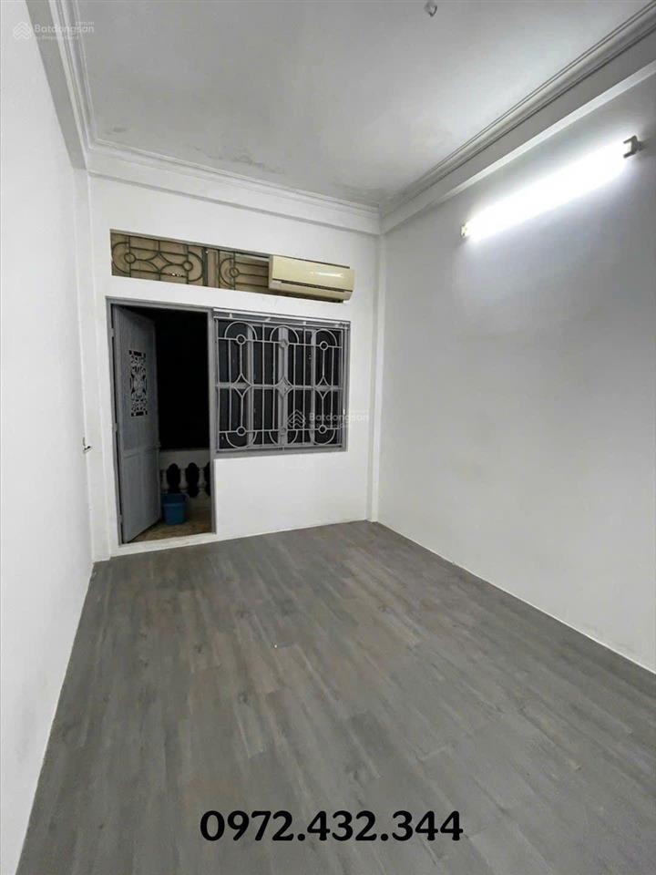 Bán nhà trần phú, văn quán, 4tầng hai mặt ngõ ô tô tránh, 7tỷ hơn, đối diện vườn hoa hà đông.