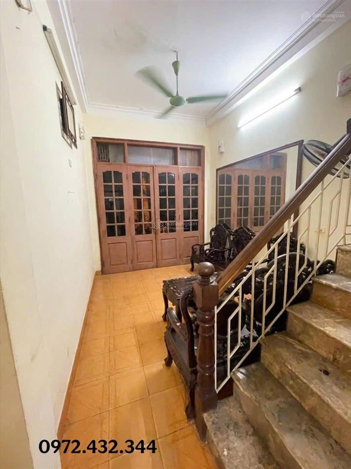 Bán nhà trần phú, văn quán, 4tầng hai mặt ngõ ô tô tránh, 7tỷ hơn, đối diện vườn hoa hà đông.
