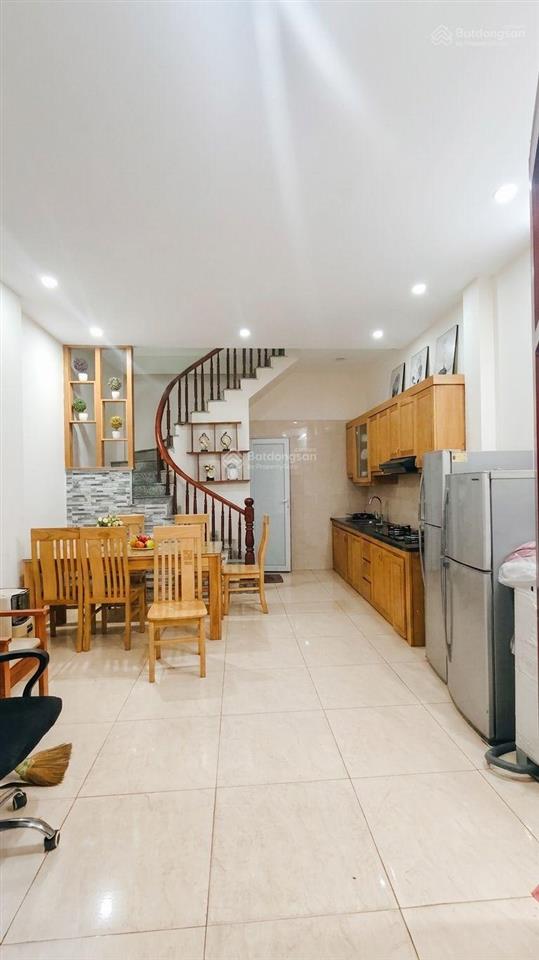 Bán nhà hà trì  bà triệu, ô tô đỗ cổng, 5 tầng x 34m2,nhỉnh 7 tỷ, gần ngay chợ hà đông.