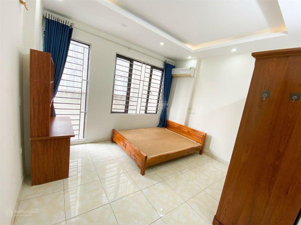 Bán nhà hà trì  bà triệu, ô tô đỗ cổng, 5 tầng x 34m2,nhỉnh 7 tỷ, gần ngay chợ hà đông.