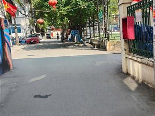 Bán nhà quang trung, bưu điện hà đông
sổ đỏ 50m2, ra ô tô 10m, chỉ 7tỷ4
