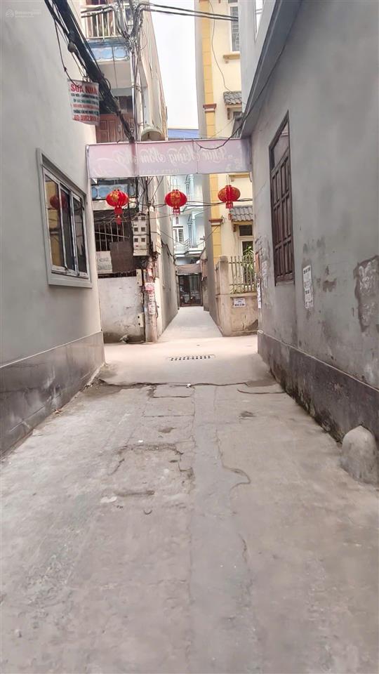 Hiếm!!! 4tỷ7 nhà 32m2 ngay cuối bà triệu, hà đông, gần bể bơi đa sỹ, không lỗi phong thủy.