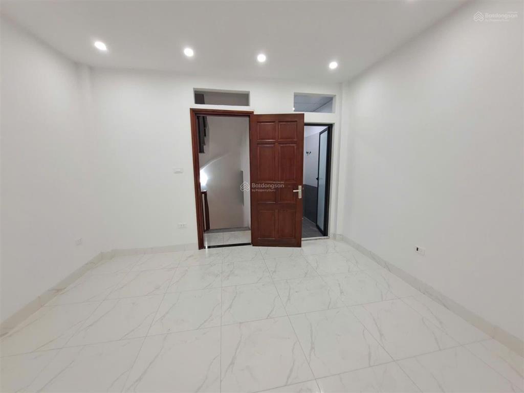 Bán nhà đa sỹhà trì, hà đông, 5 tầng mới, 6,5tỷ gần ô tô, không vướng rèn, ko quy hoạch.