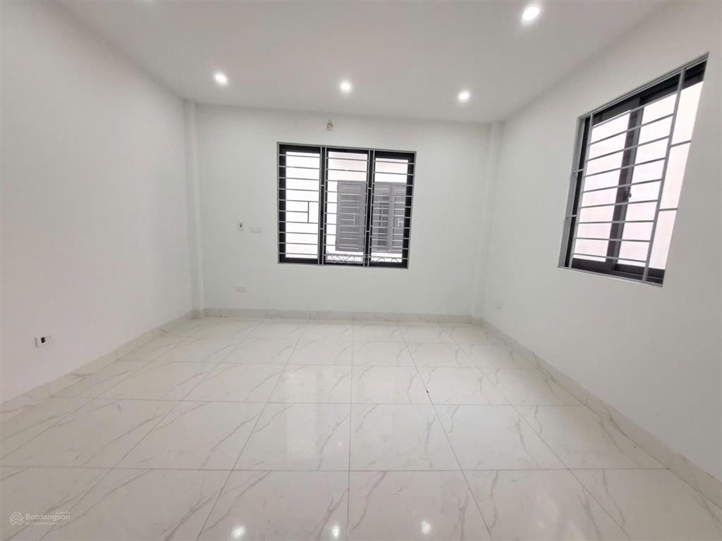 Bán nhà đa sỹhà trì, hà đông, 5 tầng mới, 6,5tỷ gần ô tô, không vướng rèn, ko quy hoạch.