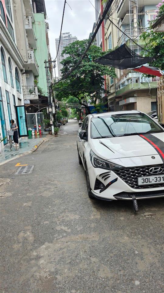 Bán nhà ngô quyền, sát kdt văn khê, 4t thang máy, 40/45m2 ngõ ô tô thôngkinh doanh nhỏ, hơn 11tỷ.