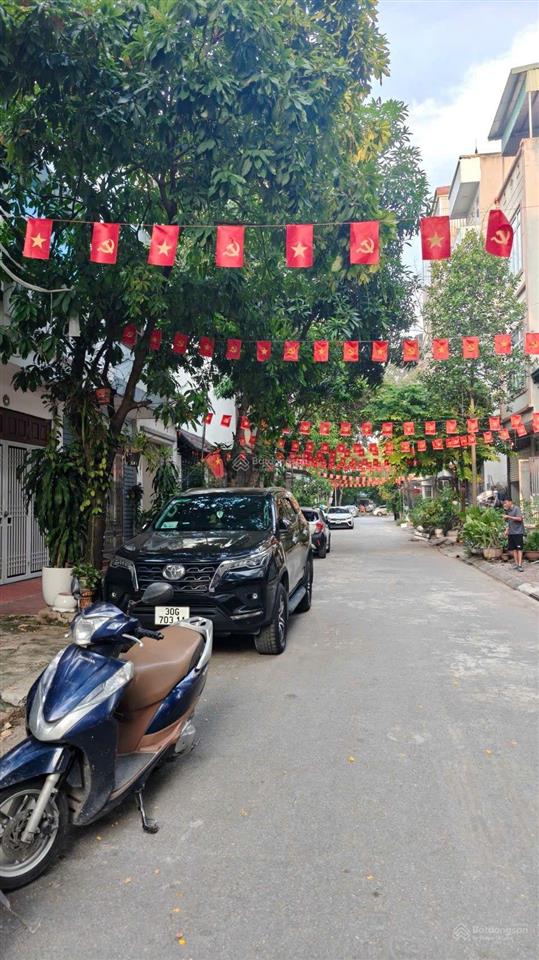 Bán lk mậu lương 50m², 11 tỷ vị trí đẹp sát luxury kiến hưng, gần kđt xa la, hà đông