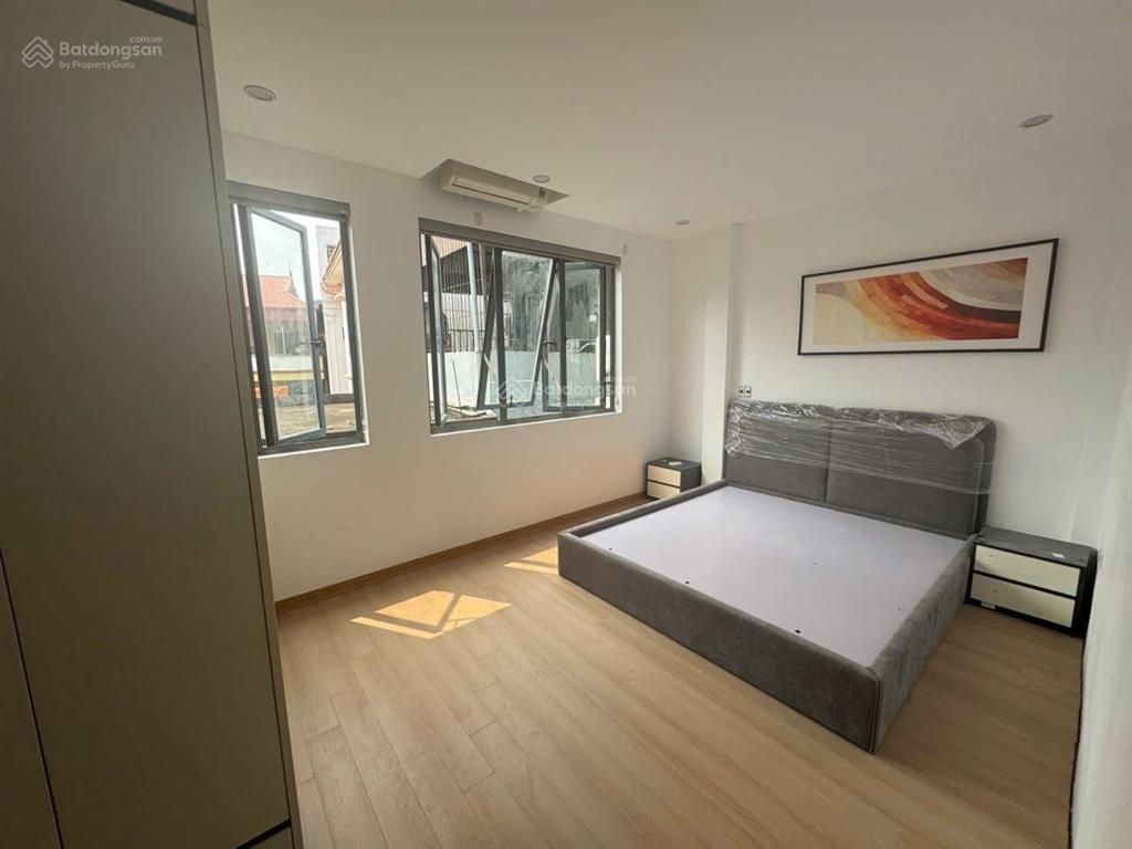 Bán nhà hà trì, cuối bà triệu, 40m2 ôtô lùi cửa, 4tầng full nội thất cách chợ hà đông 100m,7tỷ hơn.