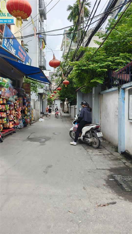 Bán nhà hà trì, cuối bà triệu, 40m2 ôtô lùi cửa, 4tầng full nội thất cách chợ hà đông 100m,7tỷ hơn.