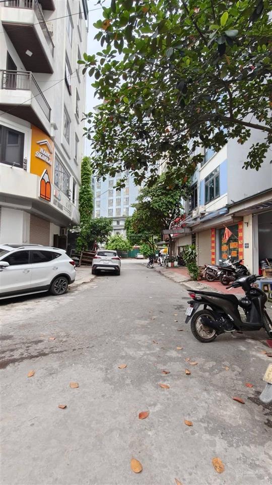 Bán nhà 40m²7,5 tỷ tô hiệulê laikhu phân lô cán bộ dân trí cao, hai mặt ngõ, cạnh chợ hà đông.