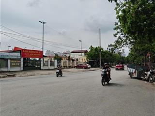 4,6tỷ nhà hà đông cạnh khu đấu giá đa sỹ, ngay bãi thả diều văn phú, sổ vuông đẹp, mt4,3m nở hậu